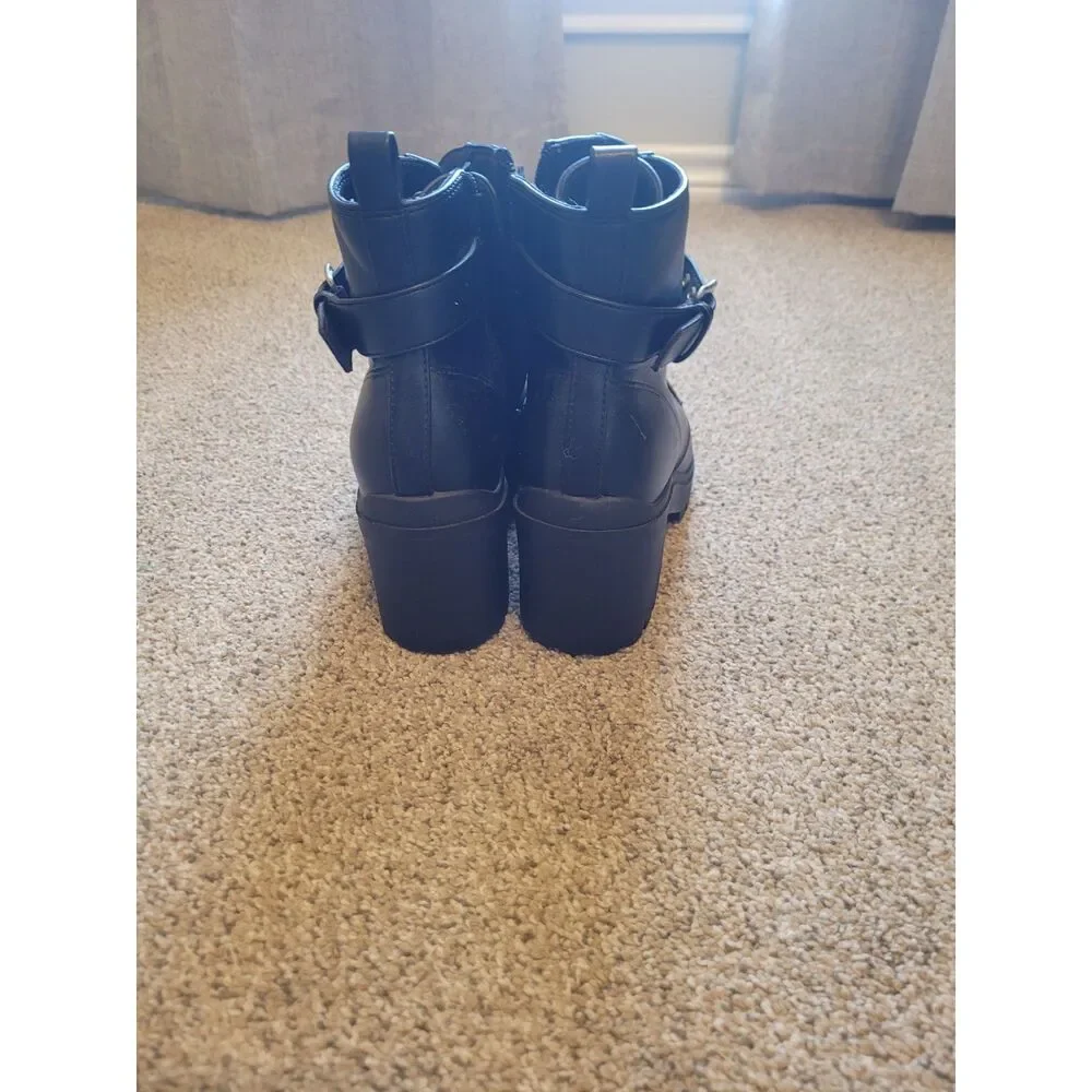 No Boundaries Womens Platform Combat Boots Black Lug Sole Size 8W NEW